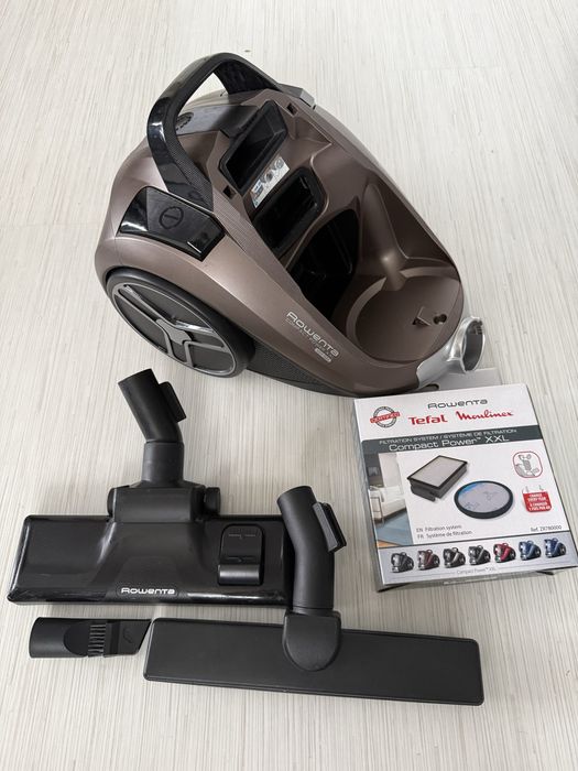 Aspirator rowenta compact power xxl 900w max