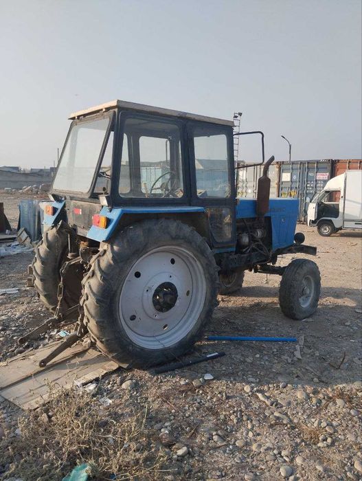 Продается трактор б/у