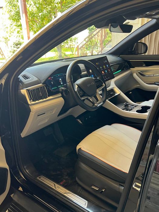 BYD Champion 605 Honor