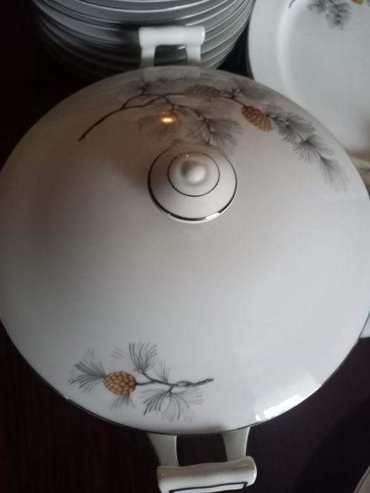 Столовый сервиз японский