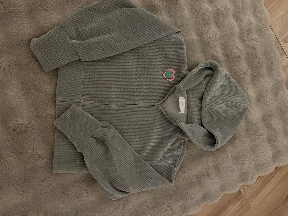 Спортен екип RESERVED