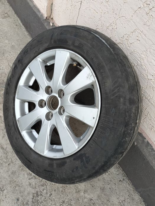 Запаска на Камри 40