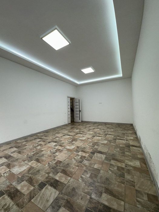 Мегапланет. Универсам сдаётся офис 15м2 .300 у.е. Доступ 24/7