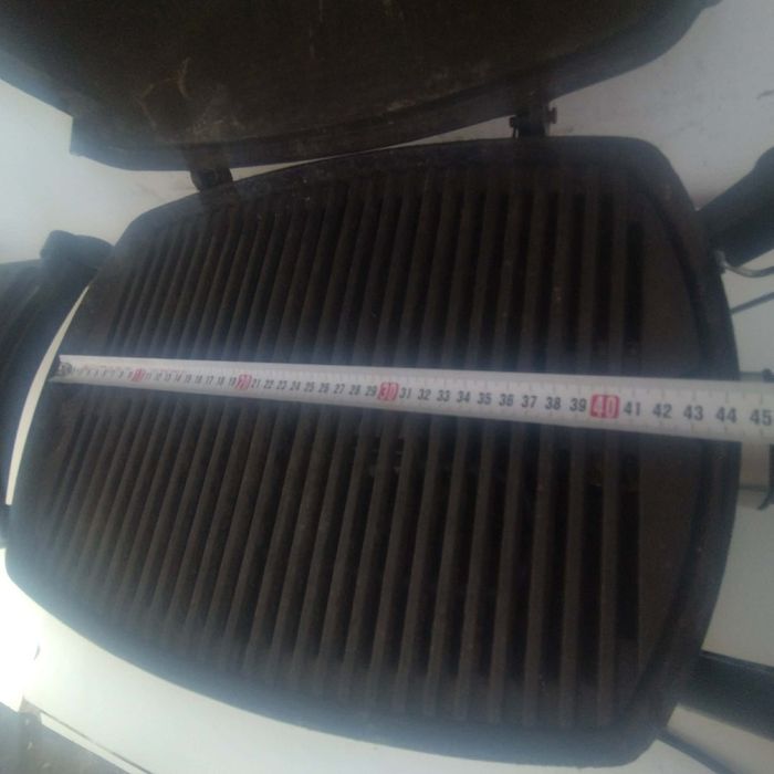 Електрическо барбекю WEBER Q140 мощност 2200W
Масивен корпус от лят алуминий
