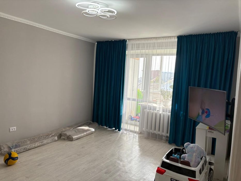 Продам 4 ком квартиру