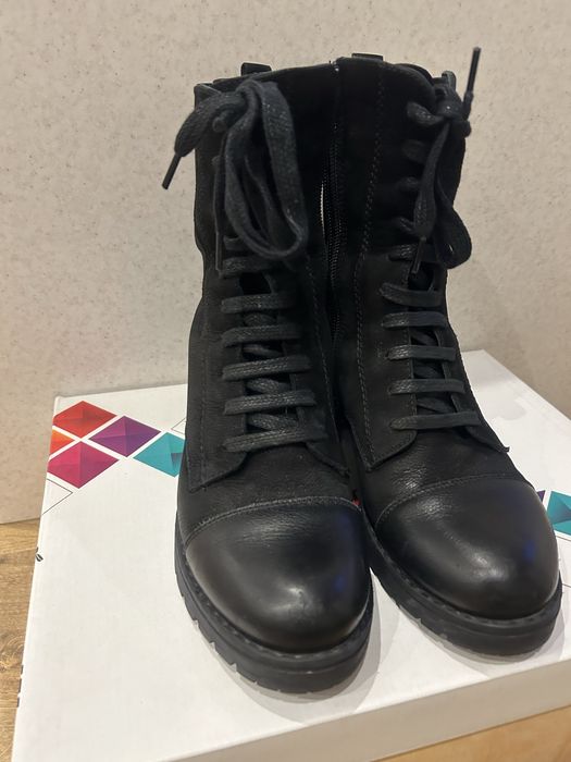 Дамски боти-естетвена кожа! Изгодно!