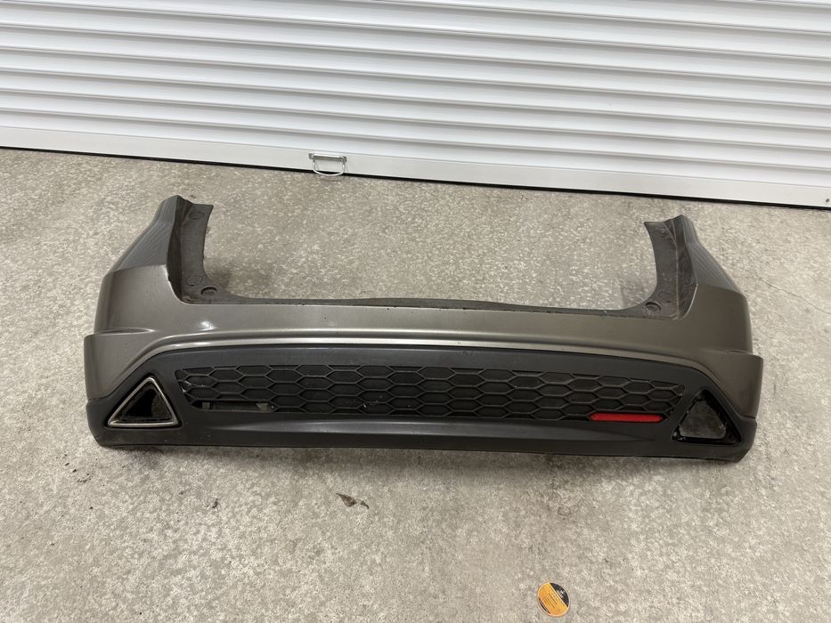 Задна броня, врати и други за Honda Civic 8 2.2 cdti на части