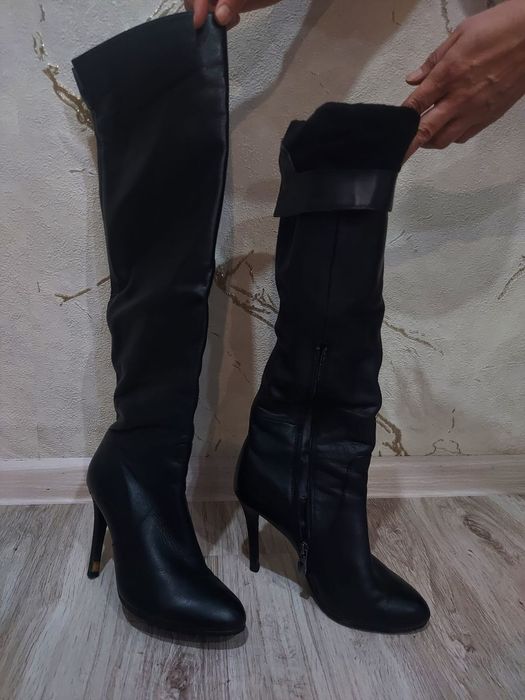 Продам кожаные  ботфорты