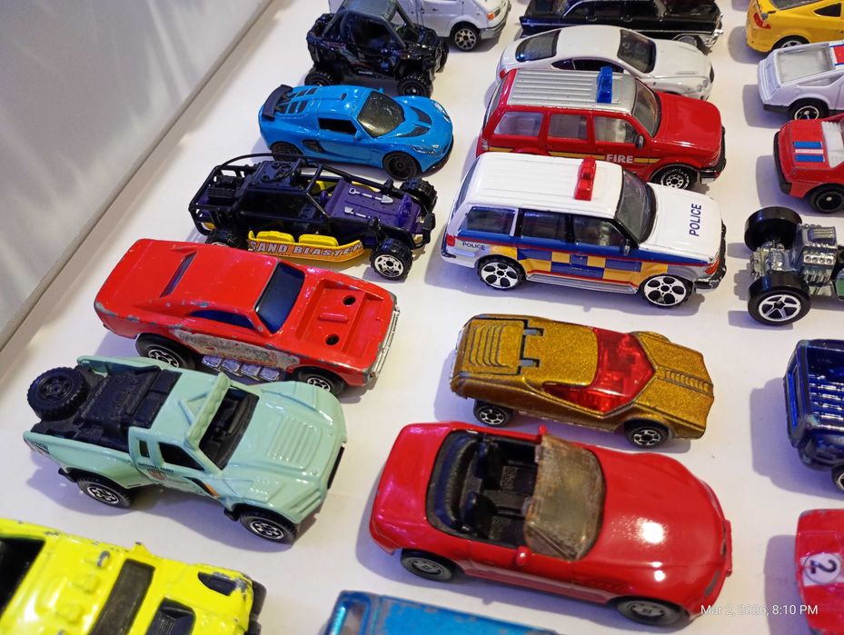 Метални колички Hot Wheels Matchbox Хот Уилс Мачбокс Welly Maisto