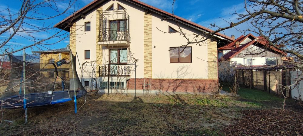 Casă de vânzare Ipotești ( zona Hereditas )