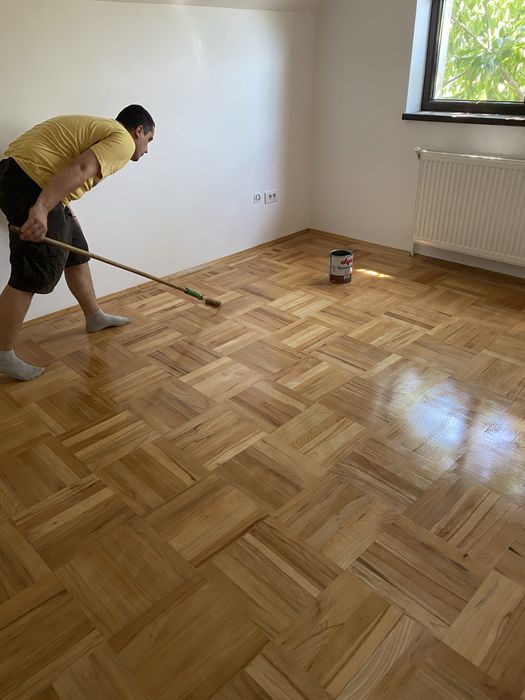 Parchet reconditionez.scara raschetez