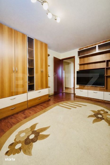 Apartament cu 2 camere, decomandat, 2 balcoane – la 3 min de Iulius