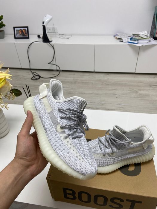 Yeezy 350 Static Grey