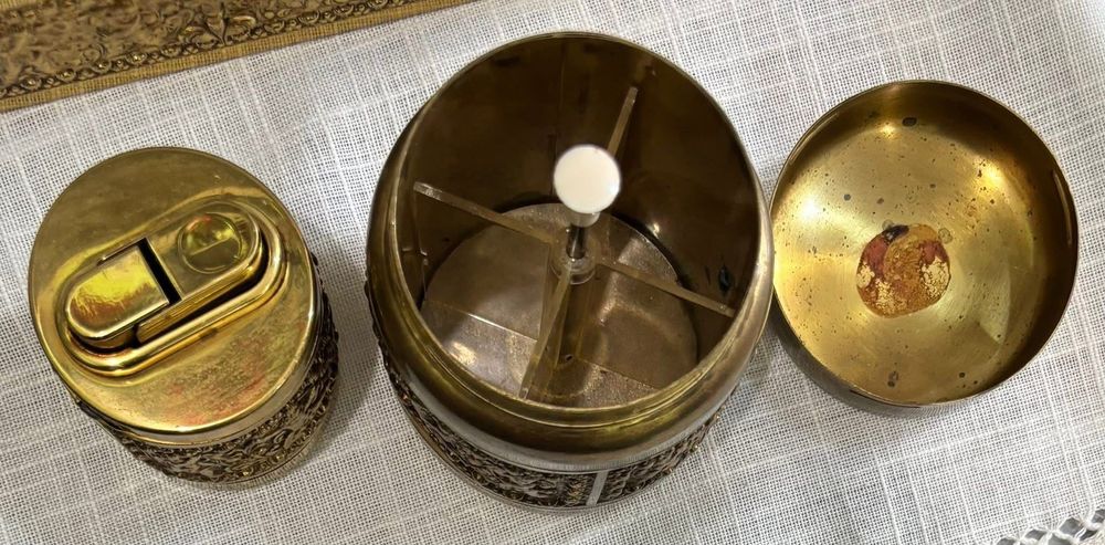 Сет от кутия за пури, запалка и съд за тютюн от месинг/бронз