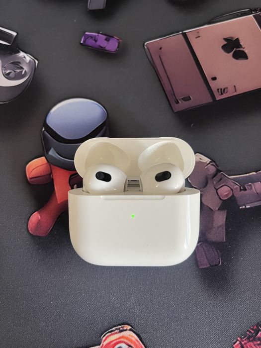 Vand casti AirPods 3 originale A2566
