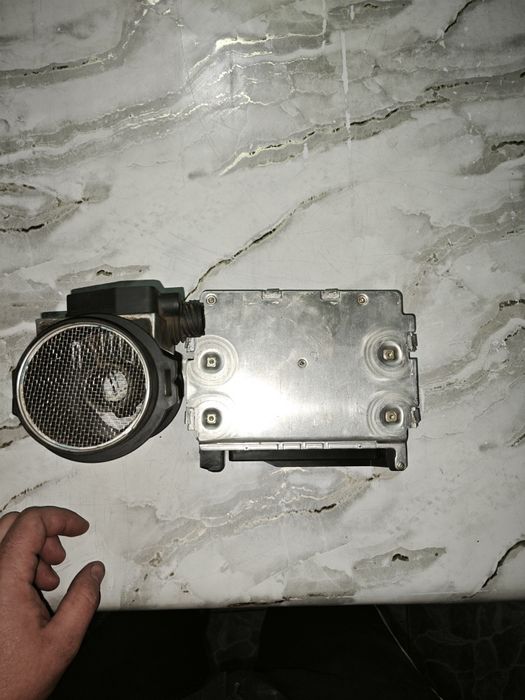 Продам ЭБУ  мозги БМВ е34 М50 (402бош) и Валюметр