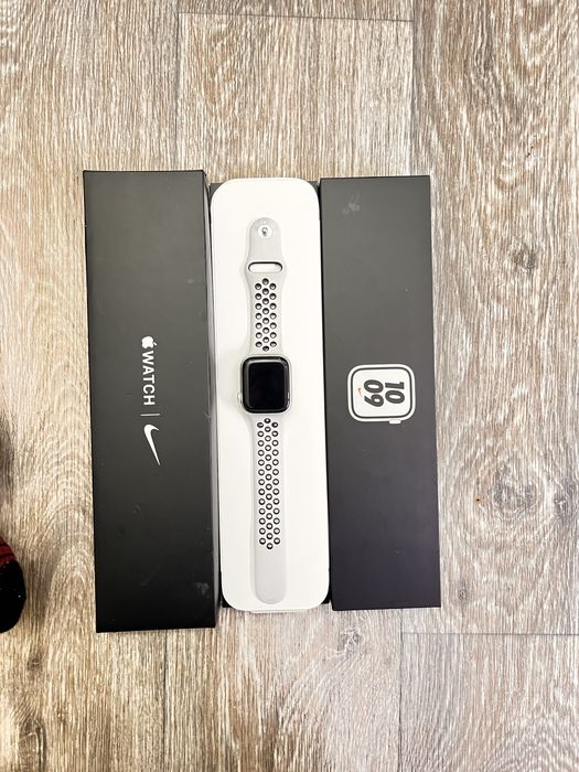 Apple watch 7 41mm Nike version