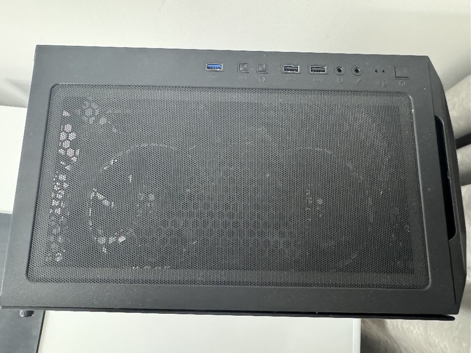 Корпус мидл тауер