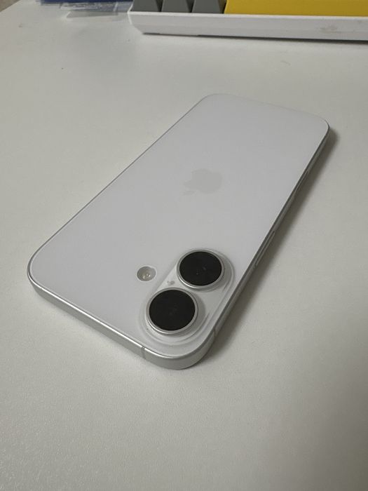 Iphone 16 128GB white