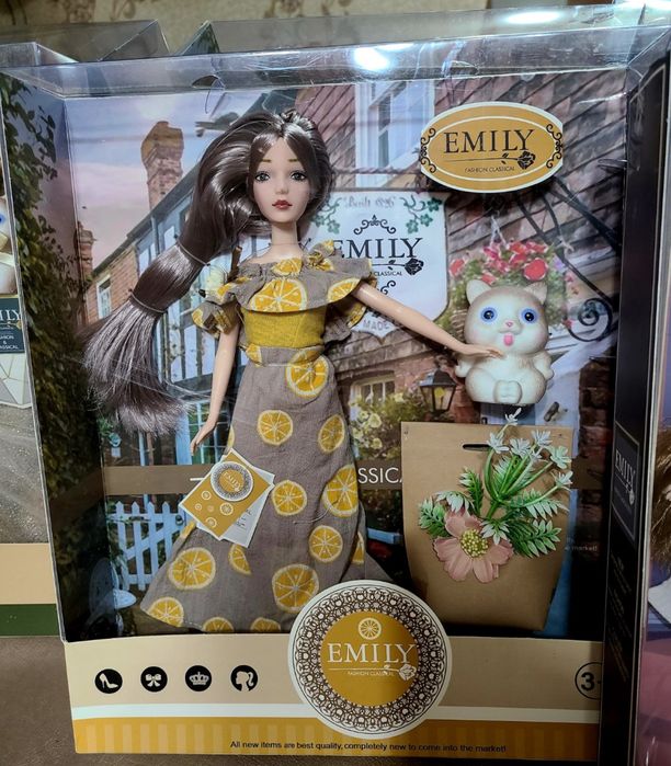 Продаю кукла Emily