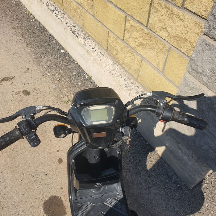 Продается электрический мопед