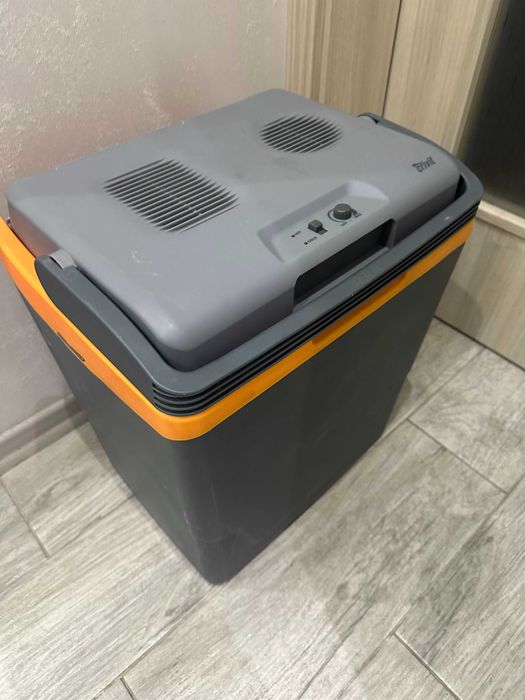 Хладилнa чанта Crivit - , 30л, 12V-220V студено