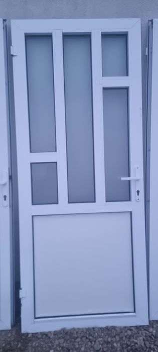 Uși termopan pvc si ferestre