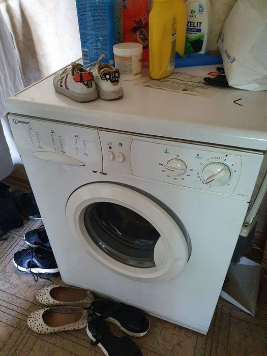 Продам стиральную машину