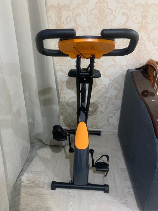 Продам велотренажер Genau