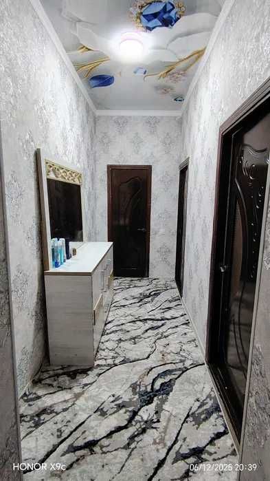 Янги домдан 1 хонали квартира сотилади Болгарский поселка