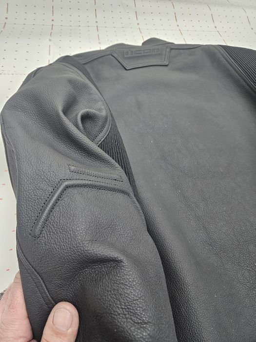 Geacă moto Icon 2XL nouă