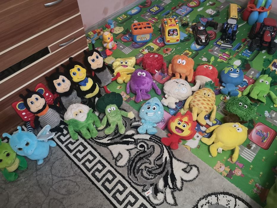 Jucării de plus noi