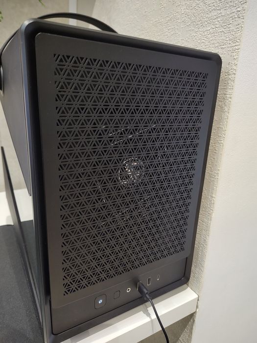Carcasa Montech Heritage PRO Black