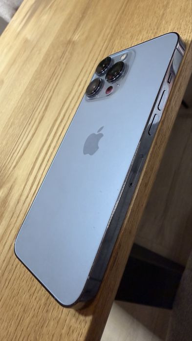 Продаю IPhone 13 Pro 128г