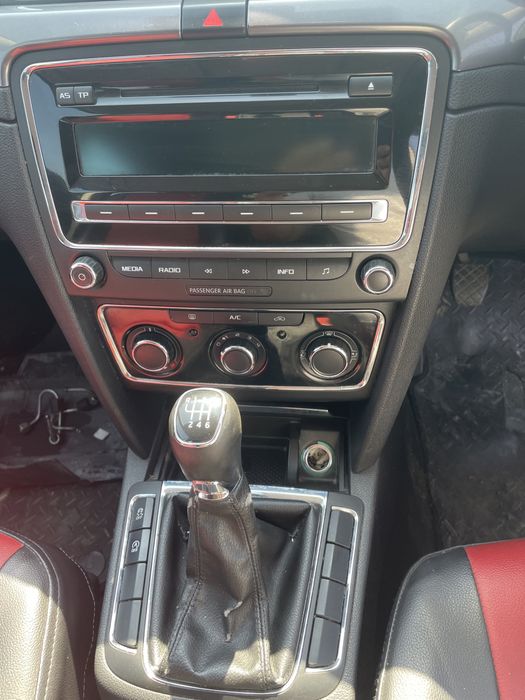 Skoda Superb 1.6 TDI Шкода Супърб на части