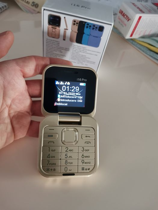 Mini telefon i16Pro flip, Dual SIM, ecran HD, Bluetooth, Radio FM, apelare rapida
