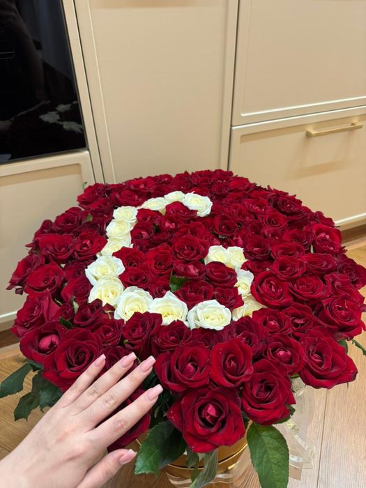 115 роз за 20 тысяч