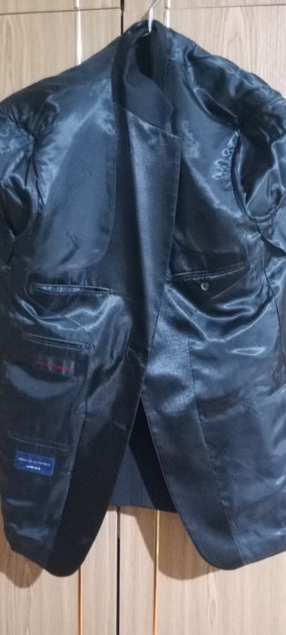 Vind costum bărbătesc