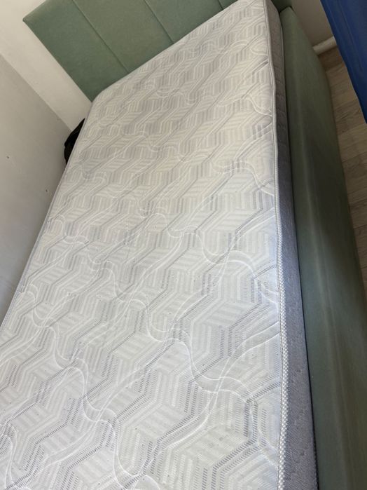 Продам кровать б/у