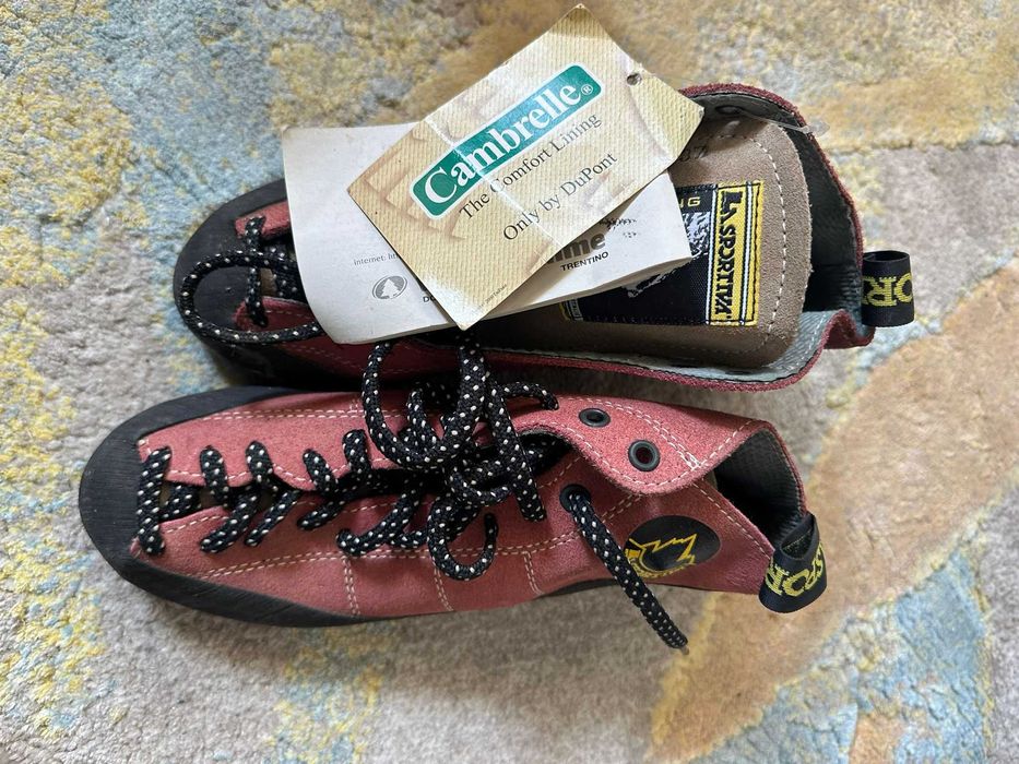 Espadrile escalada Wild Climb si La Sportiva
