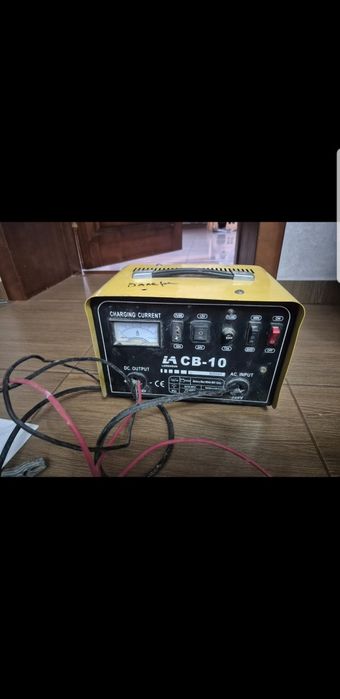 Продам зарядное для авто