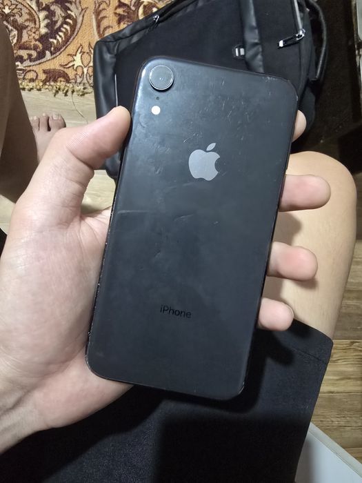 Обменяю айфон xr 64gb