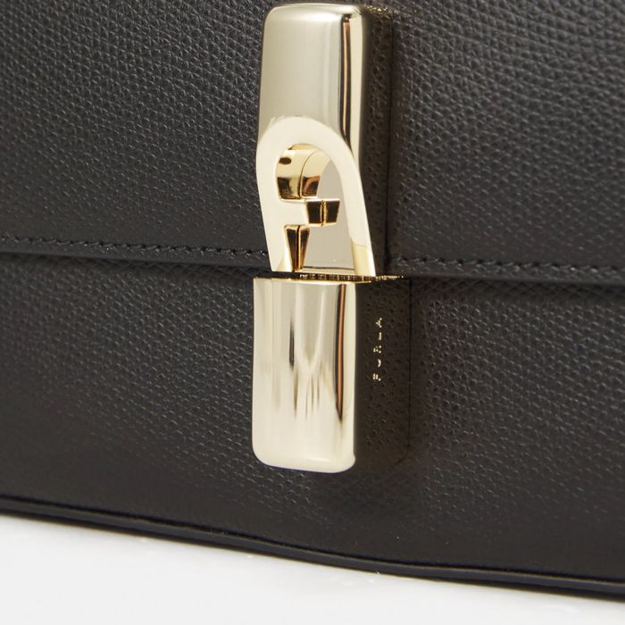 Дамска чанта Furla