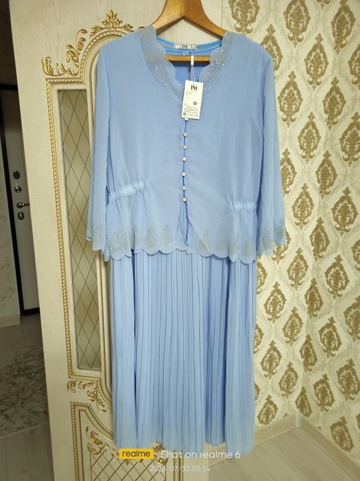 Продам платье новое