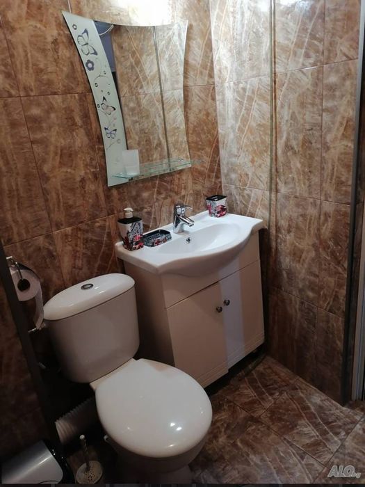 Апартамент за нощувки на центъра