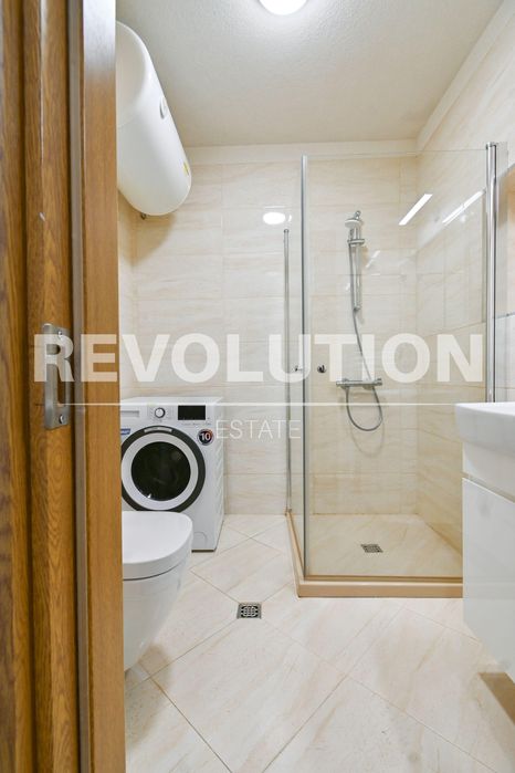 Двустаен апартамент в ж.к. Левски Г