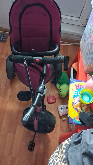 Urgent se  vinde o tricicleta