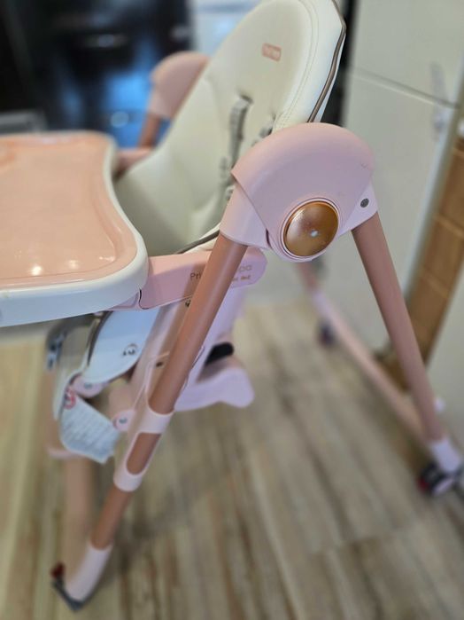 Продавам детско столче за хранене Peg Perego PRIMA PAPPA FOLLOW ME MON AMOUR