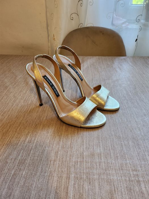 Sandale elegante Anna Cori aurii