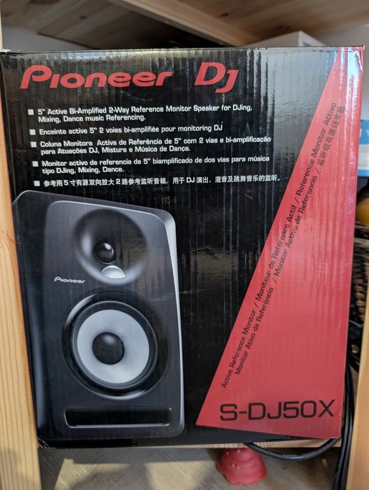 Pioneer S-DJ50X.